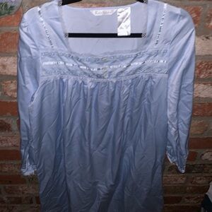 Kay Anna Soft Medium Long Night Gown Satin Embroidery vintage